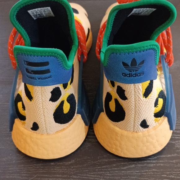 Adidas Leopard Print Sneakers with Orange Laces Men's 10M NEW - Picture 4 of 6